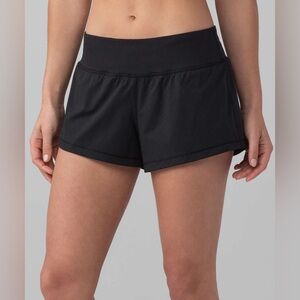 Lululemon Final Lap Short in Black Size 6 NWT